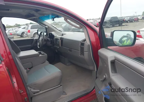 2005 Nissan Titan Xe z USA, uszkodzony, nr VIN 1N6AA06B55N535424